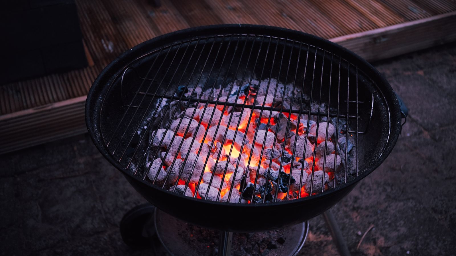 Charcoal vs Gas vs Pellet: Which Grill Is Right for You